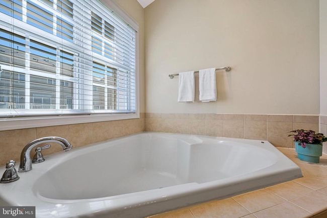 42076 Byrnes View Ter, Townhouse with 3 bedrooms, 4 bathrooms and null parking in ALDIE VA | Image 30