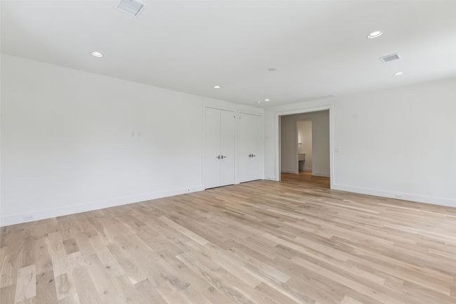 6707 Anita St, House other with 5 bedrooms, 7 bathrooms and null parking in Dallas TX | Image 29