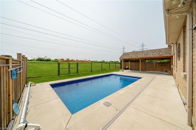 117 Christopher Dr, House other with 4 bedrooms, 5 bathrooms and 6 parking in Hamilton ON | Image 4