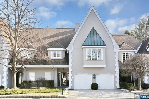 2 Normandy Ct, Ho Ho Kus, NJ, 07423-1217 | Card Image