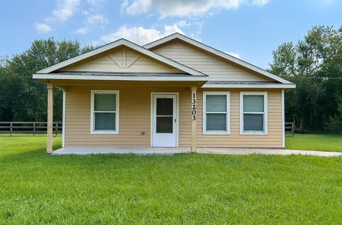 13203 County Road 748, Sandy Point, TX, 77583-5019 | Card Image