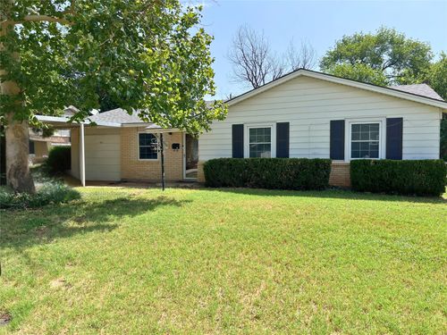 1407 Ruidosa Dr, Wichita Falls, TX, 76306-4909 | Card Image