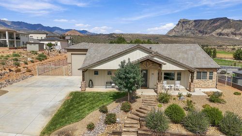 346 W Center St, Toquerville, UT, 84774-7743 | Card Image