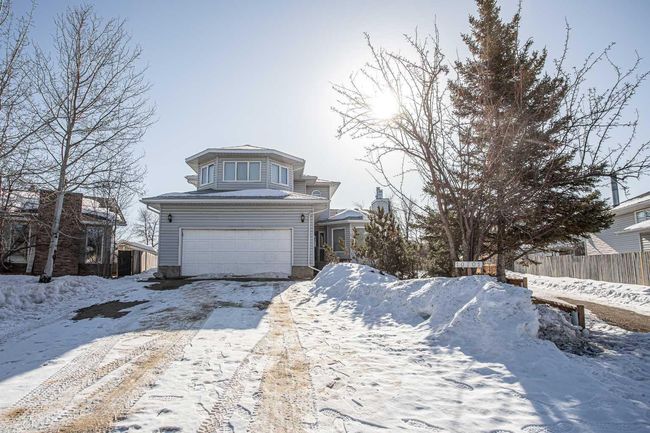 10701 104 Street, House other with 4 bedrooms, 3 bathrooms and 4 parking in High Level AB | Image 36