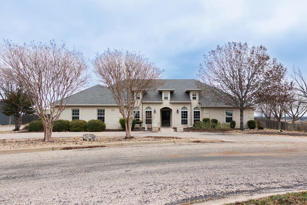 Moritz Cir, San Angelo, TX 76904