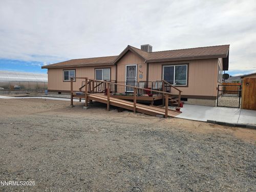 557 Us Highway 95a E, Yerington, NV, 89447-9437 | Card Image