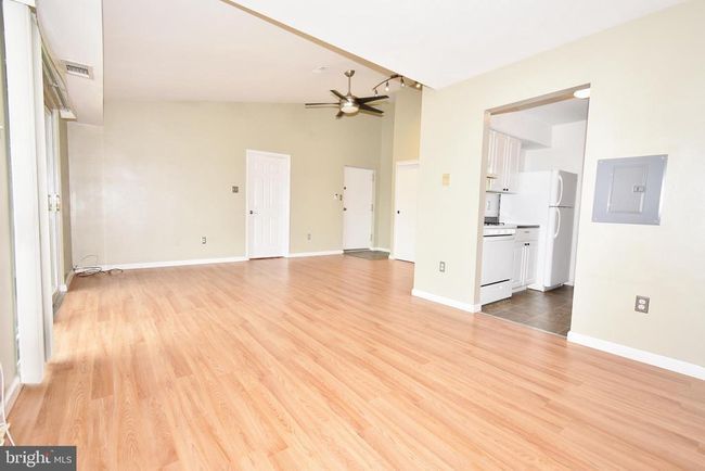 UNIT-3B - 106 Mountain Rd, Condo with 3 bedrooms, 1 bathrooms and null parking in GLEN BURNIE MD | Image 5