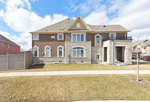 28 Montpelier St, Brampton, ON, L6Y6A6 | Card Image