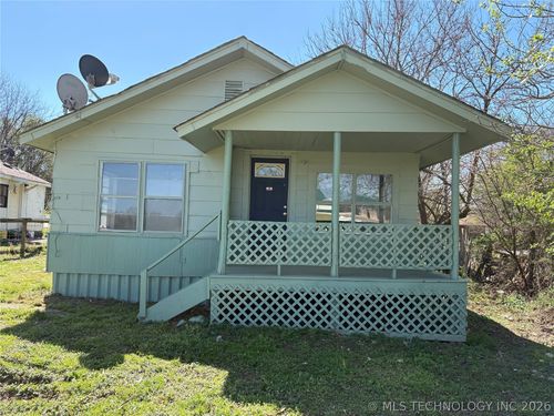 516 E 5th St, Hulbert, OK, 74441-8407 | Card Image