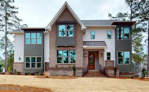 300 Sloan Ln, Pinehurst, NC, 28374-6839 | Card Image