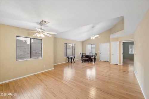 4742 W Townley Ave, Glendale, AZ, 85302-5150 | Card Image
