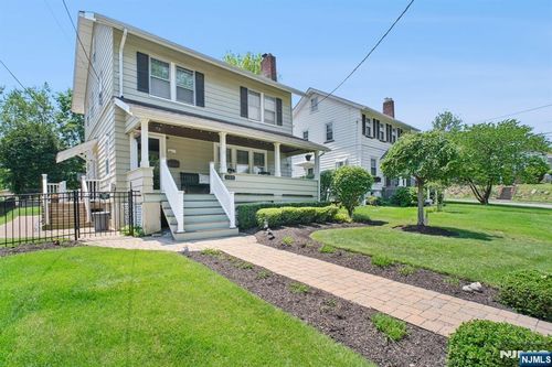 122 Westover Ave, West Caldwell, NJ, 07006-7726 | Card Image