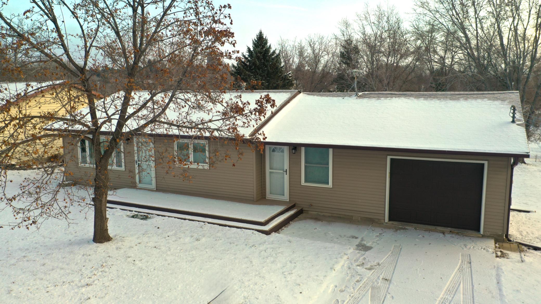 Hagenson St, Starbuck, MN 56381
