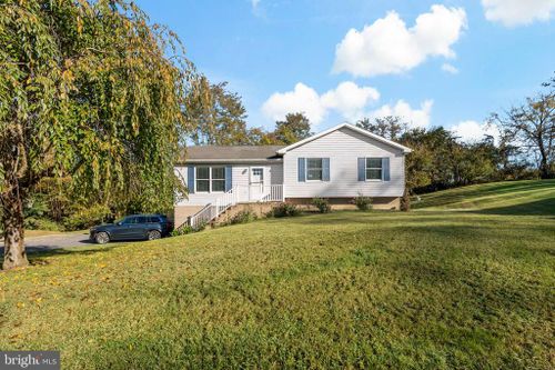 55 Page Court, HEDGESVILLE, WV, 25427 | Card Image