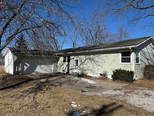 601 N Main St, Deer Creek, IL, 61733-9316 | Card Image