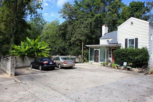 e-1806 Walker Avenue, Greensboro, NC, 27403 | Card Image
