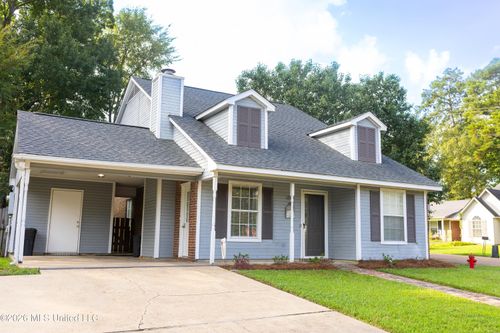 1200 Barnett Bend Cir, Brandon, MS, 39047-8716 | Card Image