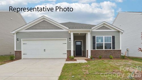 605 17th Avenue Drive Ne, Hickory, NC, 28601 | Card Image