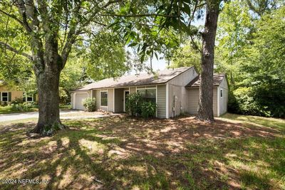 1830 Blarney Circle, House other with 3 bedrooms, 2 bathrooms and null parking in Middleburg FL | Image 3