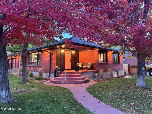 1295 Mark Twain Ave, Reno, NV, 89509-2631 | Card Image