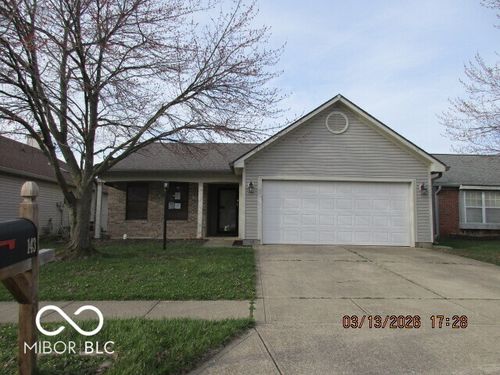 143 Tracy Ridge Blvd, New Whiteland, IN, 46184-1070 | Card Image