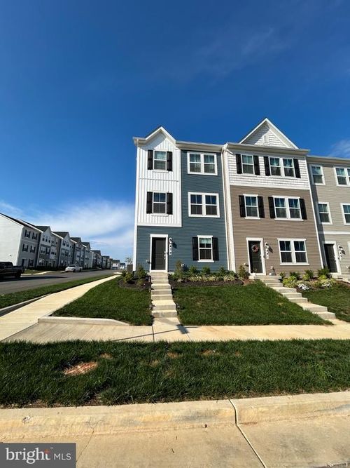 439 17th, Ranson, WV, 25438 | Card Image