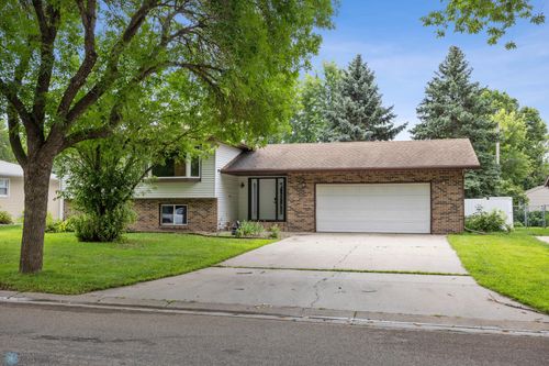 415 Brook Ave, Moorhead, MN, 56560-4906 | Card Image