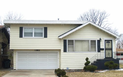 13812 Kanawha Avenue, Dolton, IL, 60419 | Card Image