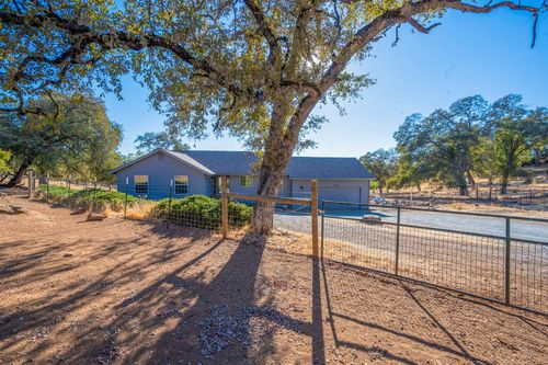 5892 Mckinley Drive, Garden Valley, CA, 95633 | Card Image