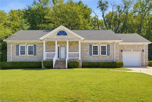 726 Cypress Hill Dr, Eden, NC, 27288-2269 | Card Image