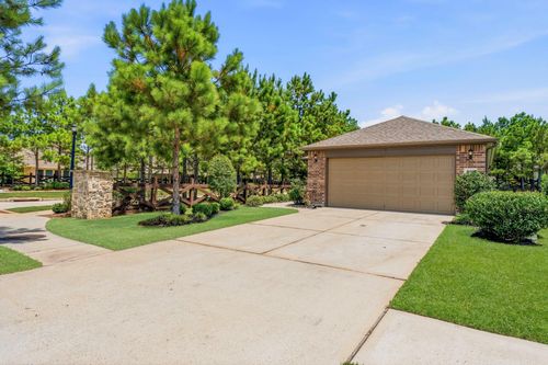 201 Flaxen Chestnut, The Woodlands, TX, 77382-1850 | Card Image