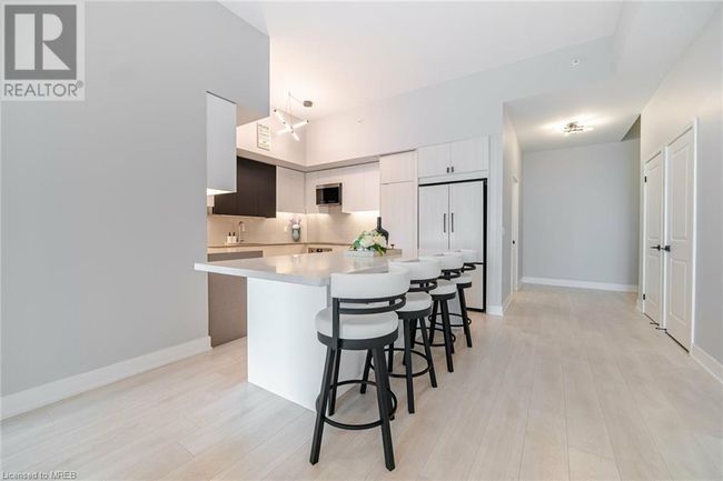 2485 Taunton Rd, Condo with 3 bedrooms, 2 bathrooms and 1 parking in Oakville ON | Image 13