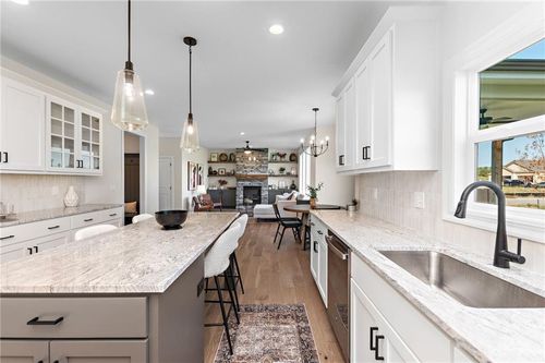 20774 Emerald St, Spring Hill, KS, 66083-7710 | Card Image