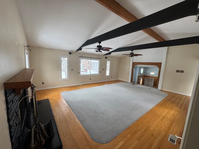 3099 Chenoa St, House other with 4 bedrooms, 2 bathrooms and null parking in Commerce Twp MI | Image 11