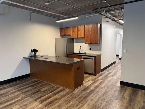 102-217 S Badger Ave, APPLETON, WI, 54914-5219 | Card Image