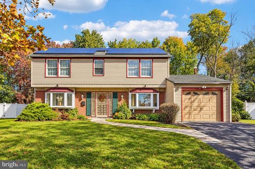 53 Genesee Ln, Willingboro, NJ, 08046-3319 | Card Image
