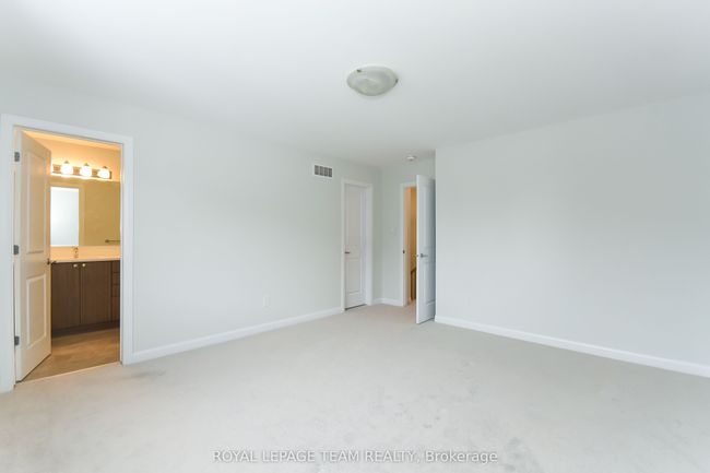 522 Branch St, House attached with 3 bedrooms, 3 bathrooms and 2 parking in Ottawa ON | Image 17