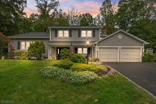 36 Sherbrook Dr, Berkeley Heights, NJ, 07922-2346 | Card Image