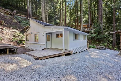 1502 Eureka Canyon Rd, Watsonville, CA, 95076 | Card Image