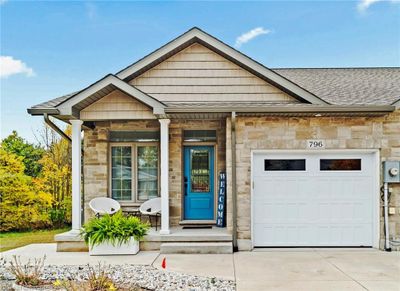 796 Arlington St, Townhouse with 3 bedrooms, 2 bathrooms and 2 parking in Port Elgin ON | Image 3