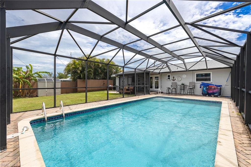 Residential in PUNTA GORDA 3