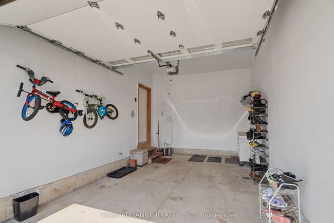 25 Queensway Dr, House other with 3 bedrooms, 4 bathrooms and 4 parking in Strathroy ON | Image 30