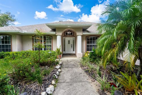 18301 S Obrien Rd, GROVELAND, FL, 34736-9062 | Card Image