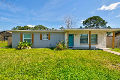 461 Alameda Avenue Se, House other with 3 bedrooms, 2 bathrooms and null parking in Palm Bay FL | Image 1