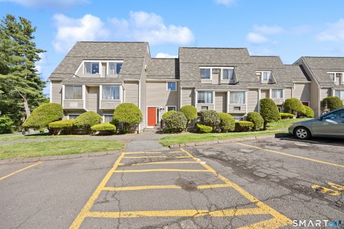 82-560 Yale Ave, Meriden, CT, 06450-8177 | Card Image