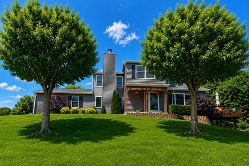 4322 W Lombard St, Davenport, IA, 52804-5000 | Card Image
