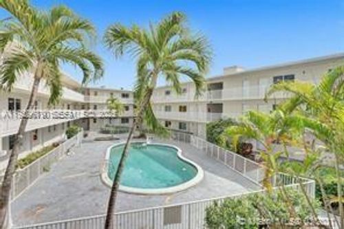 apt-a18-1895 Venice Park Dr, North Miami, FL, 33181-1928 | Card Image