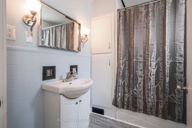 79 Maple St, House other with 4 bedrooms, 2 bathrooms and 2 parking in Saint Thomas ON | Image 11