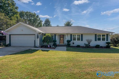 1114 Cimarron Dr, Scottsboro, AL, 35769-4012 | Card Image