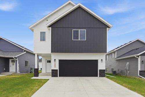6862 Thomas St, Horace, ND, 58047-9588 | Card Image